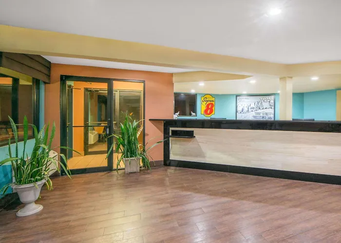 Hotel Super 8 By Wyndham - Route 66