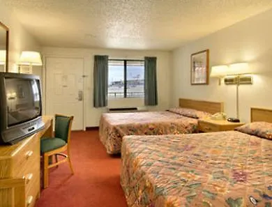 Super 8 By Wyndham - Route 66